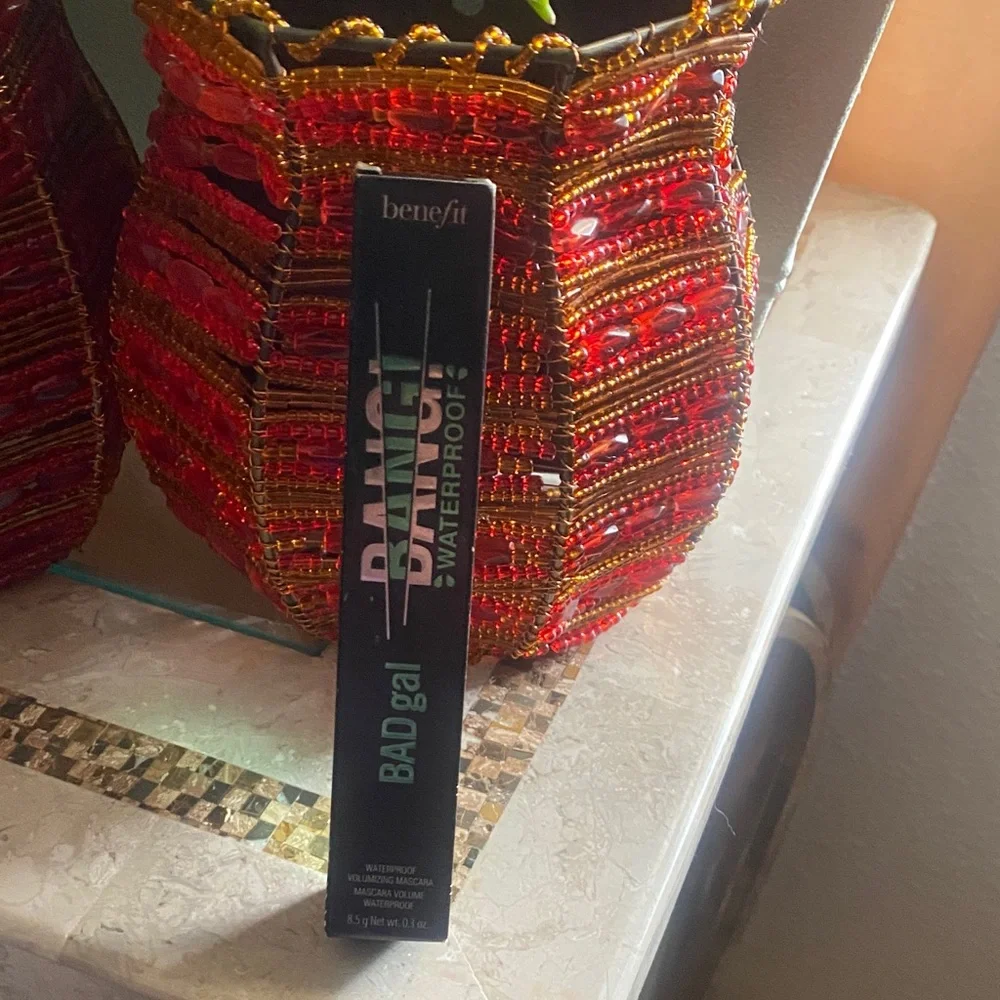 Benefit BADgal BANG! Waterproof Mascara -Bold Black 36 hours Intense Pitch Black